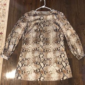 Chico’s long sleeve snake skin print dress